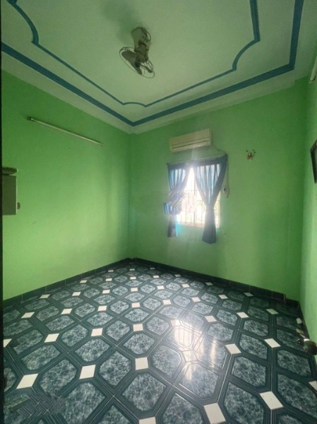 Chính chủ về quê cần bán nhà 3 tầng mặt tiền Phố Trần Nguyên Hãn, Phường 13, Quận 8, Hồ Chí Minh